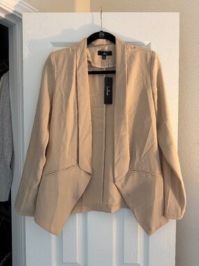 Lulus Beige Lightweight Blazer